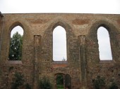 Ruiny kościoła w Gartz - kliknij by zobaczyć powiększenie