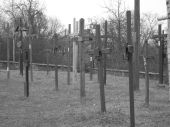 Michniów - pomnik wsi spacyfikowanych podczas drugiej wojny światowej - kliknij by zobaczyć powiększenie