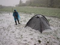 Składanie namiotu [zdjęcie]
